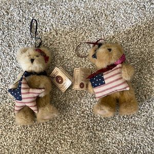 Boyd’s Bear Set Bess and Tess